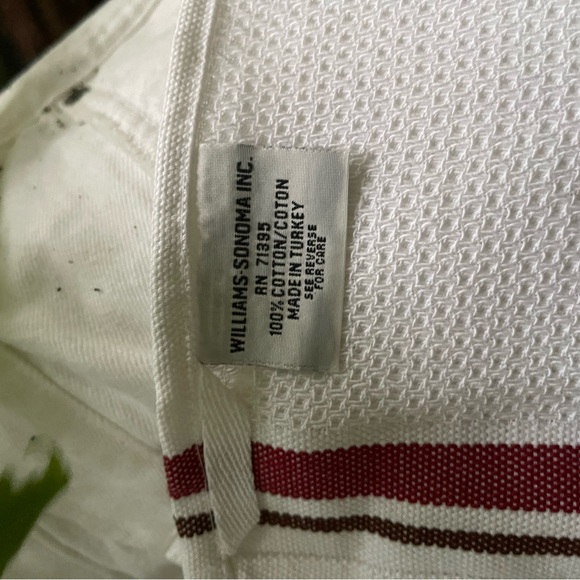 William Sonoma Cotton kitchen towels burgundy white with brown stripe 6 total - Picture 4 of 5